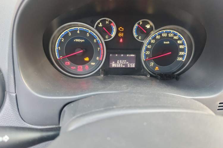 Used Suzuki SX4 2012 1.6L Manual Ruiqi Model Odometer Close Up