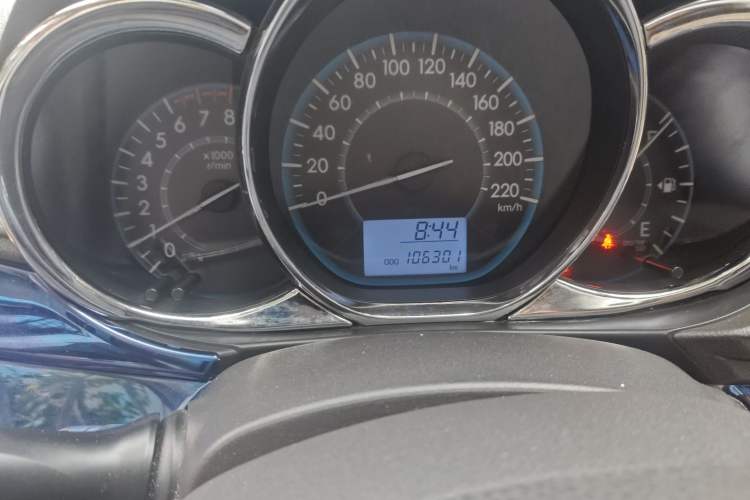 Used Toyota Vios 2014 1.3L Manual Value Edition Odometer Close Up