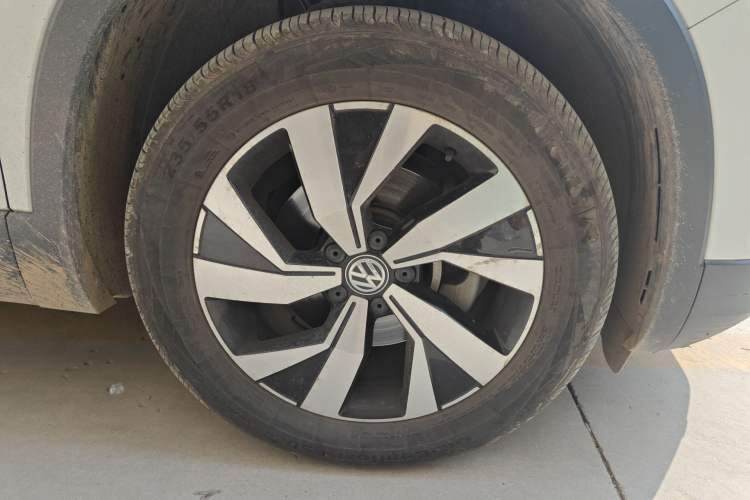 Used Volkswagen Tayron 2019 330TSI Two-Wheel Drive Luxury Model China VI Standard