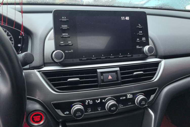 Used Honda Accord 2018 260TURBO Elite Edition China VI Audio And AC Panel