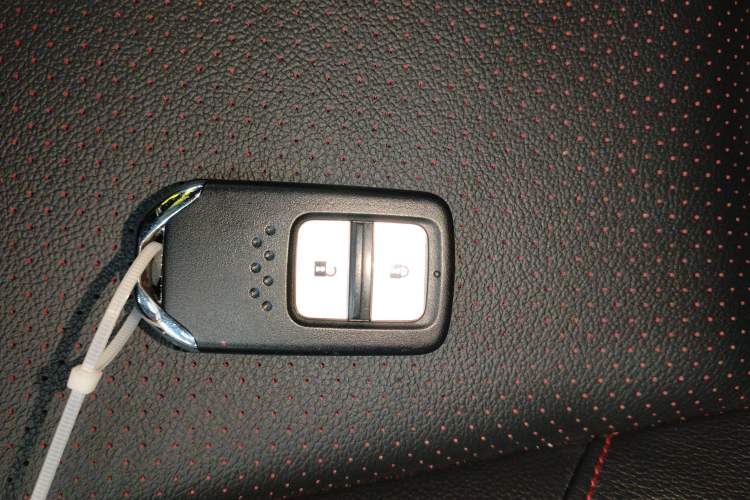 Used Honda XR-V 2015 1.8L VTi CVT Luxury Edition