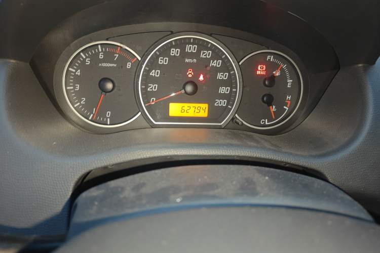 Used Suzuki Swift 2015 1.5L Manual Limited Edition