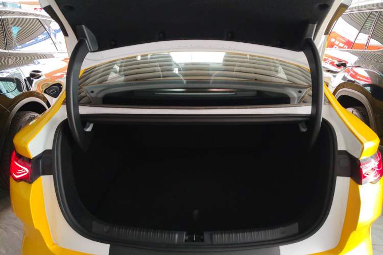 Used BYD Qin L 2025 EV 545KM Beyond Version Trunk