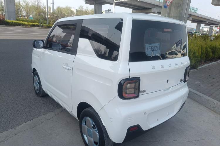 Used Geely Galaxy Panda 2023 Panda Mini 200km Endurance Bear