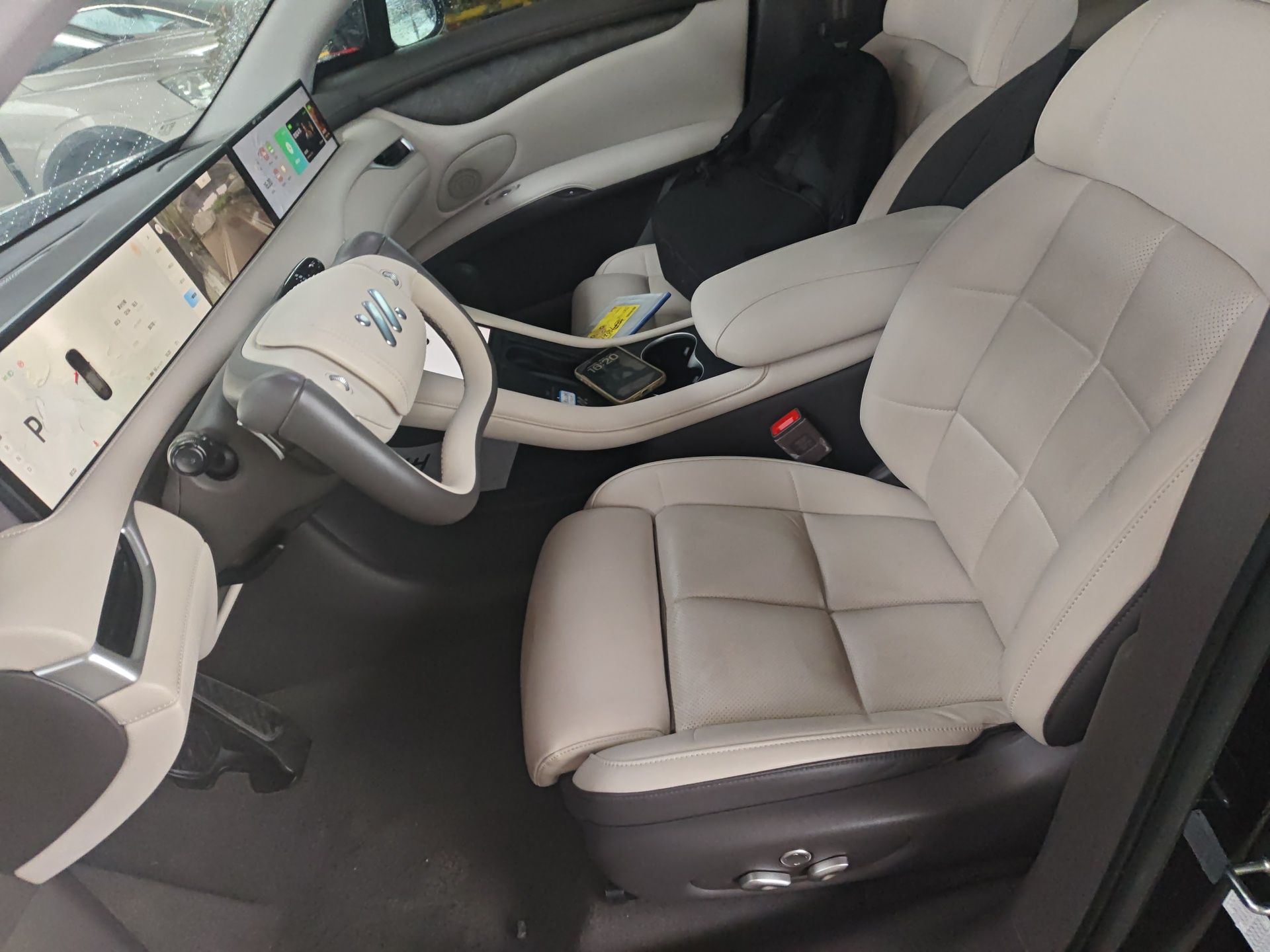 Interior delantero