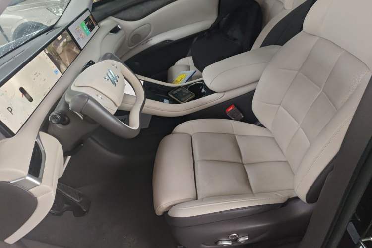 Used IM LS6 2023 Max Standard Edition