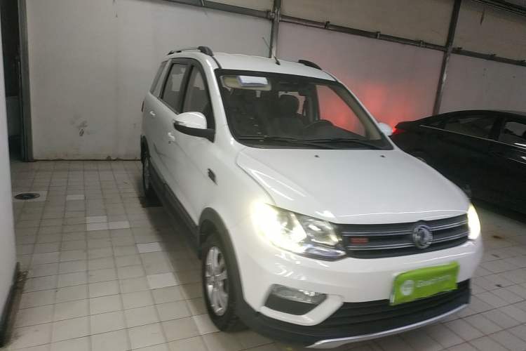 Used Dongfeng Fengon 370 2016 1.5L Manual Luxury 7-Seater