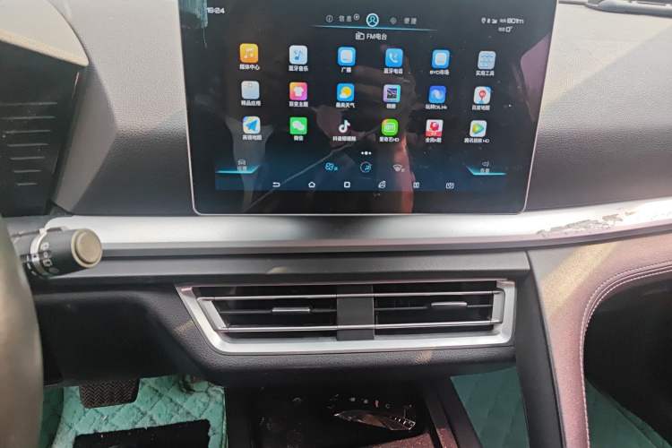 Used BYD Song Pro 2019 1.5T Automatic Elite Edition Audio And AC Panel