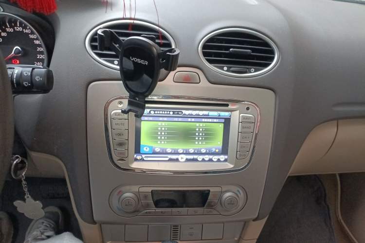 Used Ford Focus 2013 Hatchback Classic 1.8L Automatic Fashion Edition