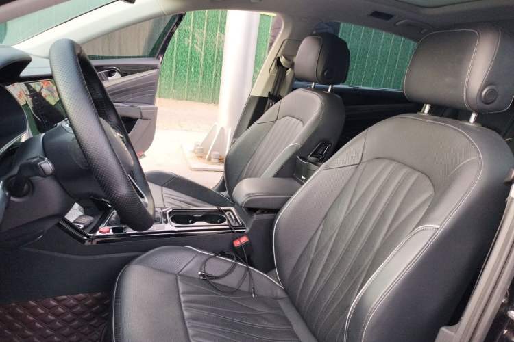 Used Volkswagen Passat 2022 330TSI Luxury Edition Left Front Seat