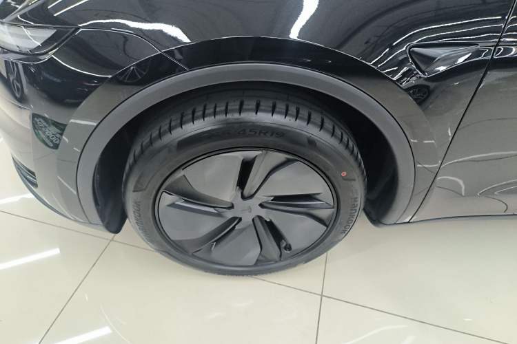 Used Tesla Model Y 2026 Model Long-Range Rear-Wheel-Drive Version