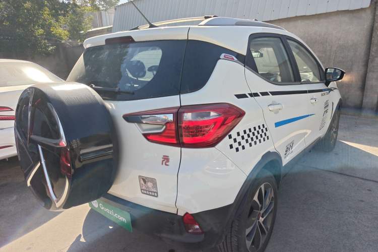 Used BYD Yuan 2016 1.5L Manual Luxury Version