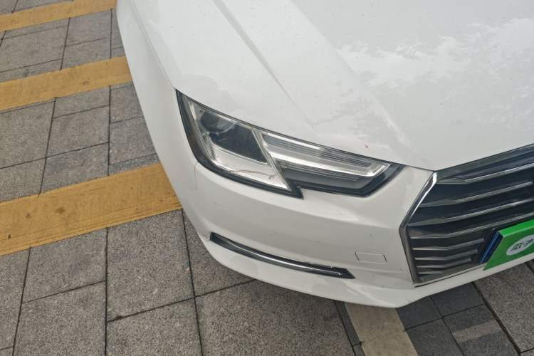 Used Audi A4L 2018 30th Anniversary Edition 30 TFSI Ambition Model