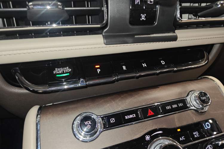 Used Lincoln Aviator 2020 3.0T V6 Four-Wheel Drive Premium Edition