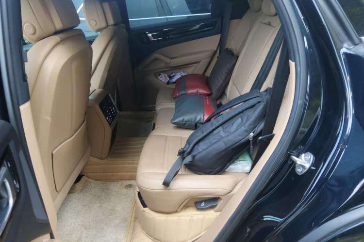 Used Porsche Cayenne 2022 Cayenne 3.0T Platinum Edition