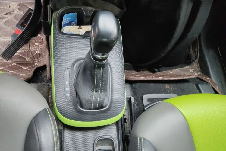 Used Roewe Clever 2021 302 km New Four-Seater Super-Efficient Version