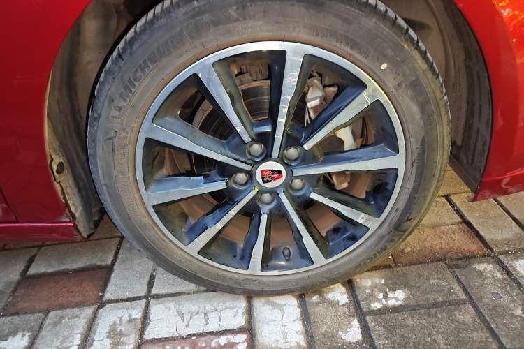 Used Roewe i6 New Energy 2017 45T Hybrid Connective Smart Luxury Edition