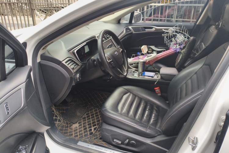 Used Ford Mondeo 2017 EcoBoost 200 Luxury Model
