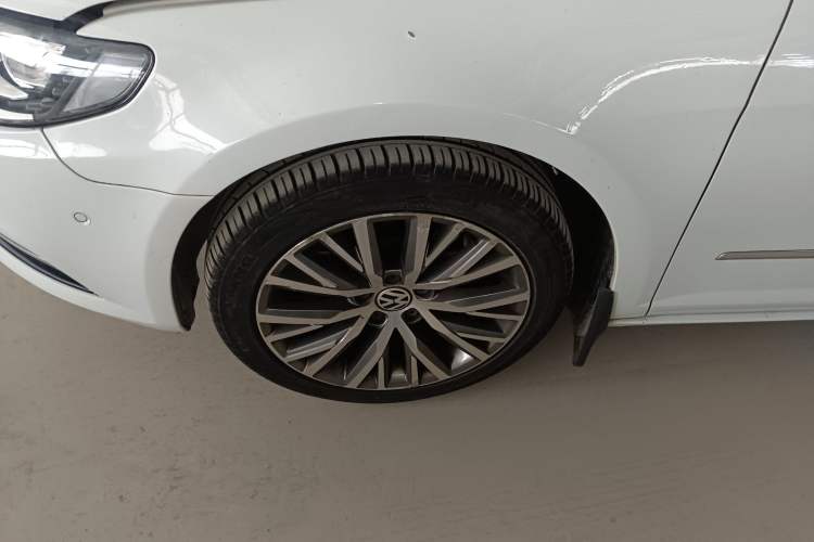 Used Volkswagen FAW-Volkswagen CC 2016 1.8TSI Luxury Model Exterior 2