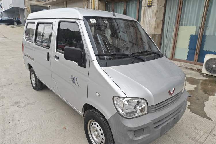 Used Wuling Zhiguang 2020 1.2L Practical Model China VI LSI
