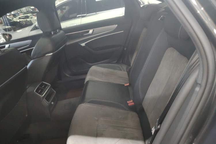 Used Audi A6L 2022 40 TFSI Luxury Dynamic Model Left Rear Seat