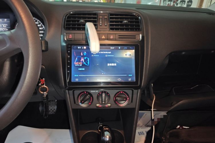 Used Volkswagen Polo 2018 1.5L Automatic Advanced Driving Model Audio And AC Panel