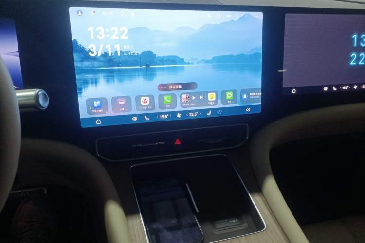 Used Hima AITO M9 2025 Extended-Range Ultra Version 52 kWh 6-Seater