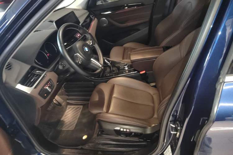 Used BMW X1 2020 sDrive25Li Leading Model
