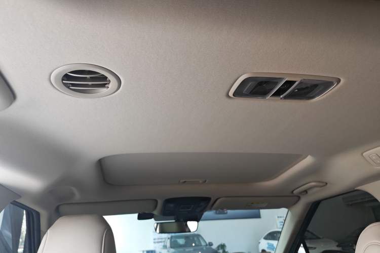 Used Kia Carnival 2021 2.0T Luxury Tech Edition