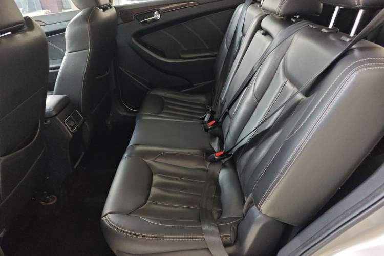 Used Dongfeng Fengon 580 2017 1.5T CVT Smart Style Model