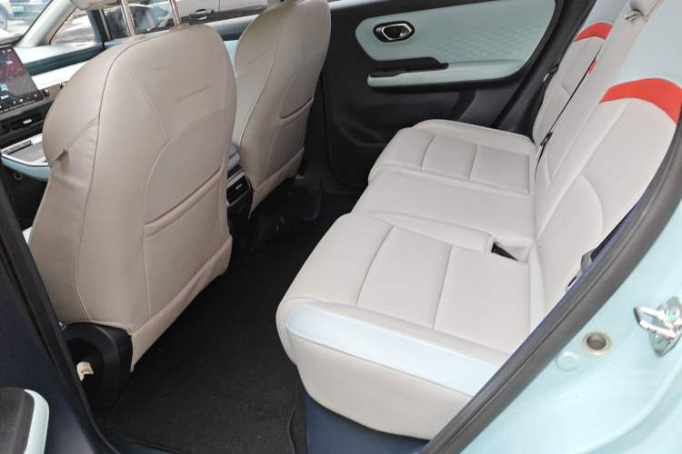 Used AION Y 2022 70 Tech Edition Lithium Iron Phosphate