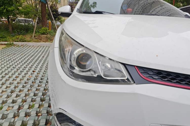 Used MG 5 2014 1.5T Automatic Luxury Model
