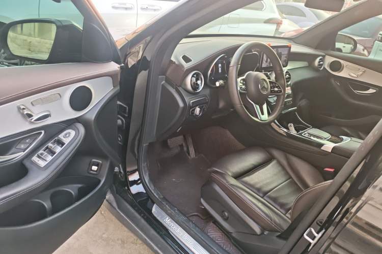 Used Mercedes-Benz GLC 2020 Facelifted GLC 260 L 4MATIC Dynamic Edition