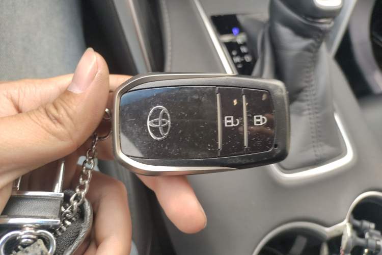 Used Toyota Harrier 2022 2.0L CVT Two-Wheel Drive Entry Version