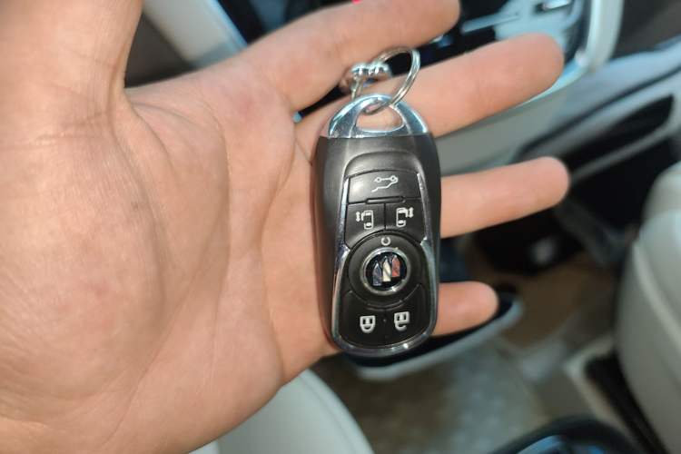 Used Buick GL8 2022 Avenir Aivia Six-Seat Deluxe Edition