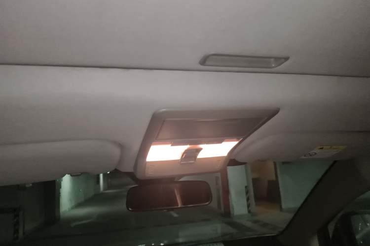 Used Chevrolet Captiva 2014 2.4L Two-Wheel Drive Urban Version 7 Seats