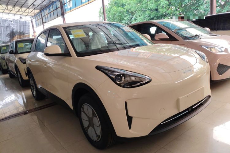 Used Geely Galaxy Geome 2026 Model 410km Carefree Edition Front Right 45 Deg