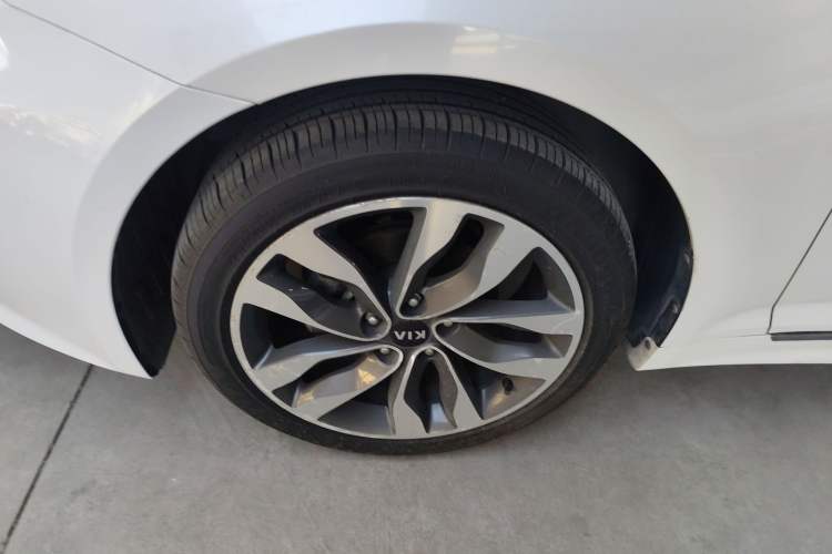 Used Kia K5 2014 2.0L Automatic LUXURY