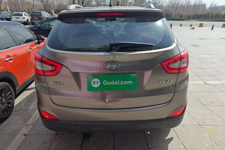 Used Hyundai ix35 2013 2.0L Automatic Two-Wheel Drive Smart GLS China IV Standard