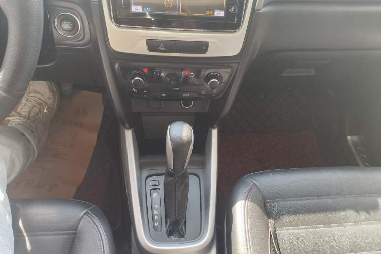 Used Suzuki Vitara 2016 1.4T Automatic Two-Wheel Drive Luxury Version
