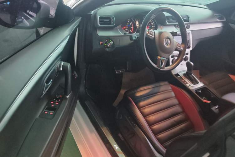 Used Volkswagen FAW-Volkswagen CC 2016 1.8TSI Luxury Model