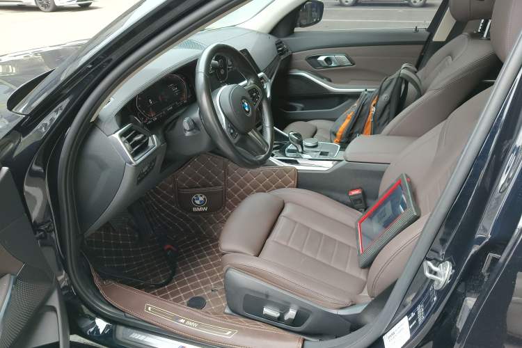 Used BMW 3 Series 2021 Facelifted 320Li M Sport Package Left Front Seat