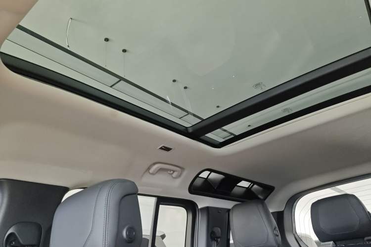 Used Land Rover Defender 2023 110 3.0T P400 X-DYNAMIC HSE