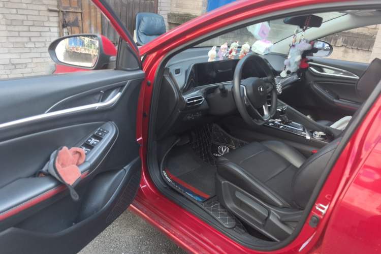 Used CHANGAN Eado 2020 PLUS Blue Whale NE 1.4T GDI DCT Prestige Model
