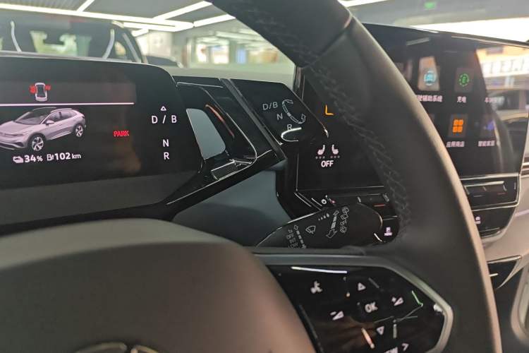 Used Volkswagen ID.4 X 2024 Pure & Smart Edition Gear Lever