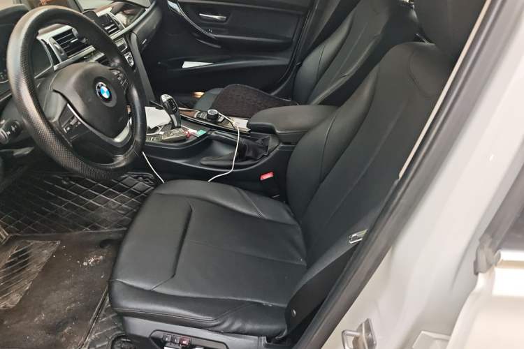 Used BMW 3 Series 2017 320Li Fashion Model Left Front Seat