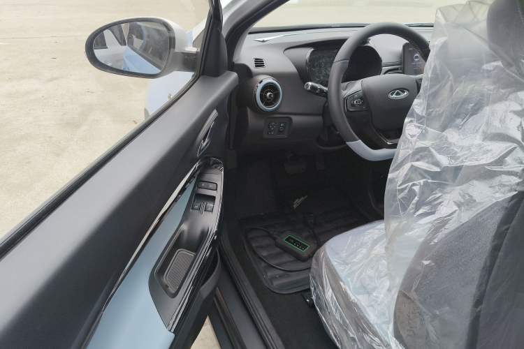 Used Chery QQ Little Ant 2024 Edition Youth Version 251km True Love Edition 25.05 kWh Driver Seat