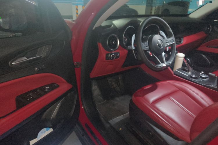 Used Alfa Romeo Stelvio 2017 2.0T 200HP Luxury Edition