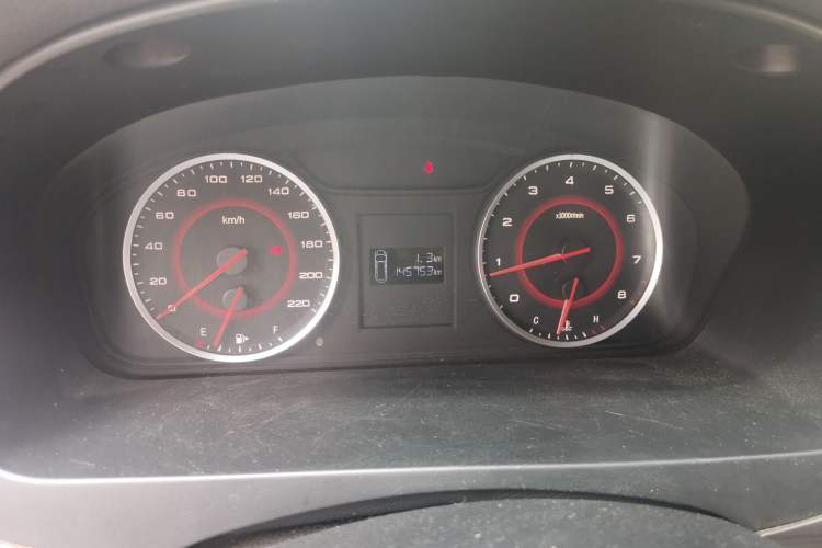 Used SAIC MAXUS G10 2018 PLUS 2.4L Manual Elite Edition