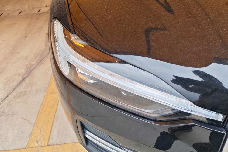 Used Volvo XC60 2022 B5 4x4 Zhiyi Luxury Edition Right Front Headlight